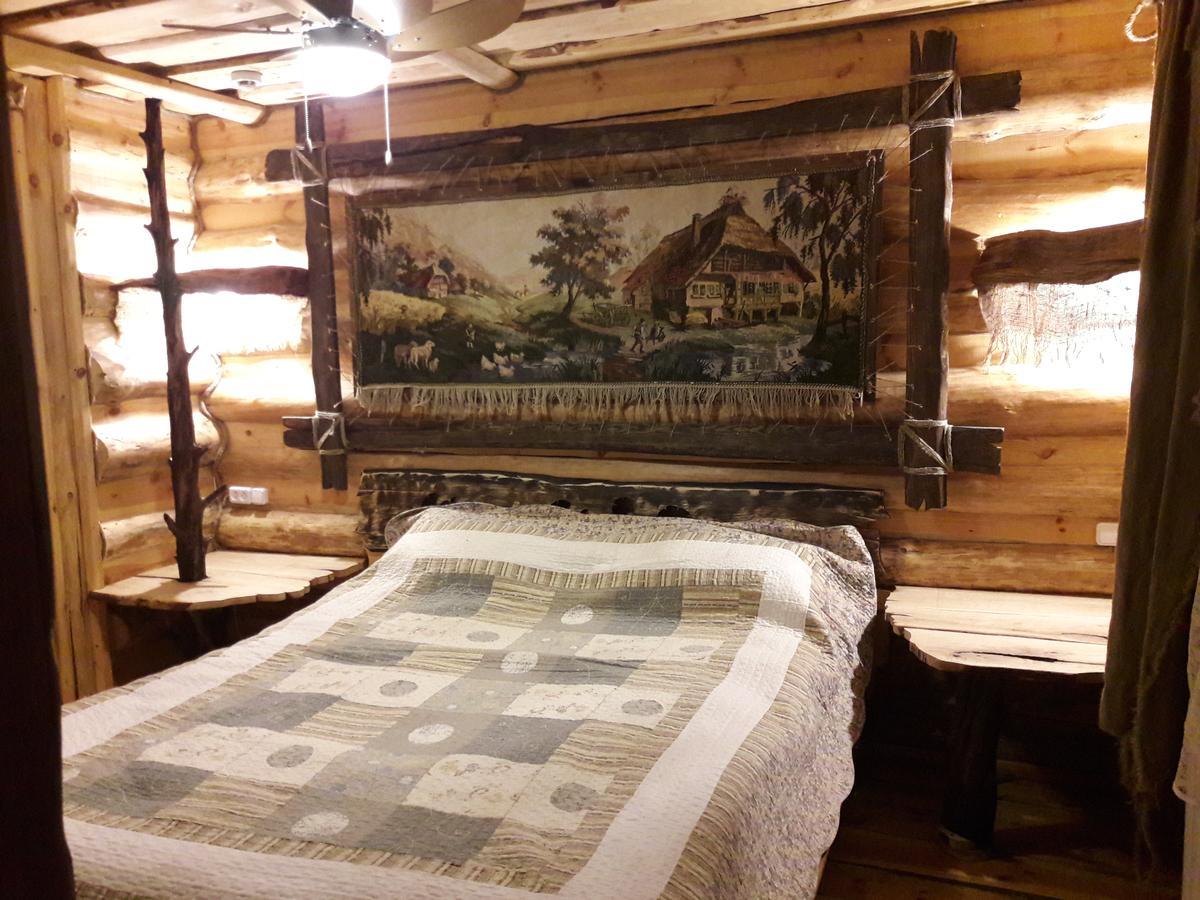 Aghrousadba Zapovednyi Ostrov Hotel Sho Esterno foto