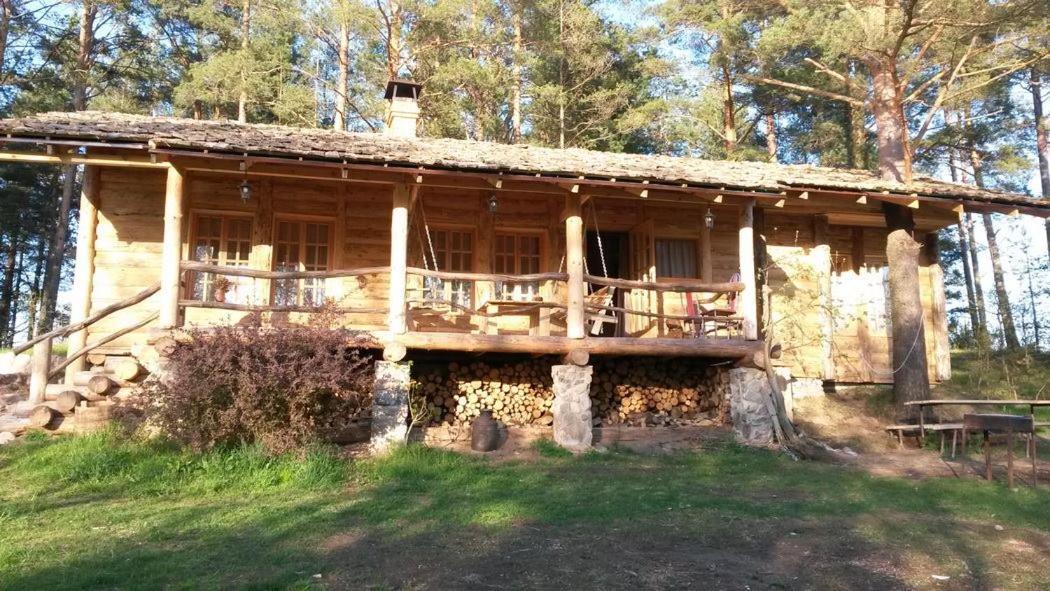 Aghrousadba Zapovednyi Ostrov Hotel Sho Esterno foto